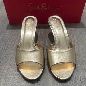 Lilly Pulitzer Gold Mules with Minimalist Design